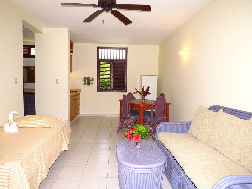 El Pelicano Apart-Hotel Las Galeras Exterior foto