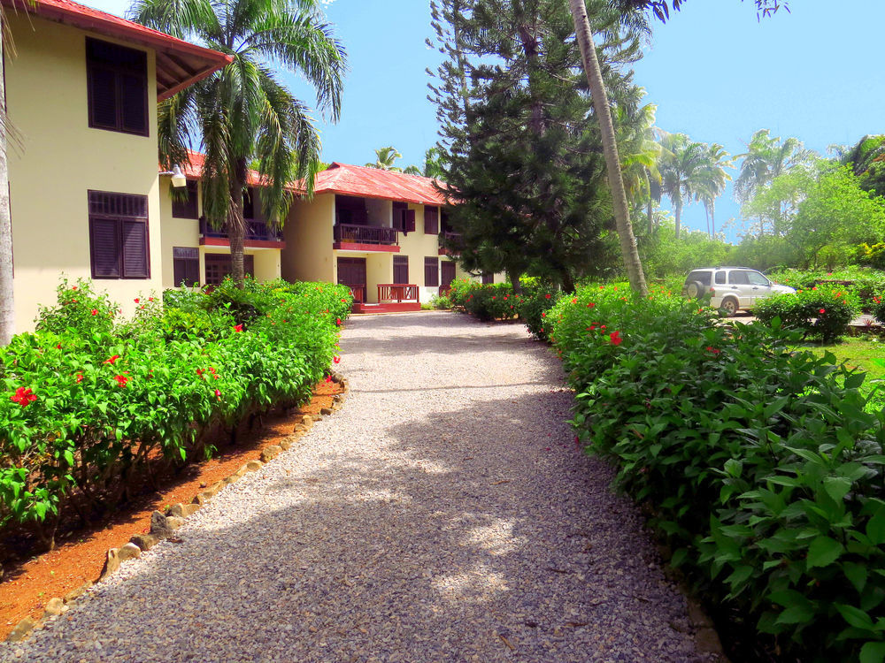 El Pelicano Apart-Hotel Las Galeras Exterior foto