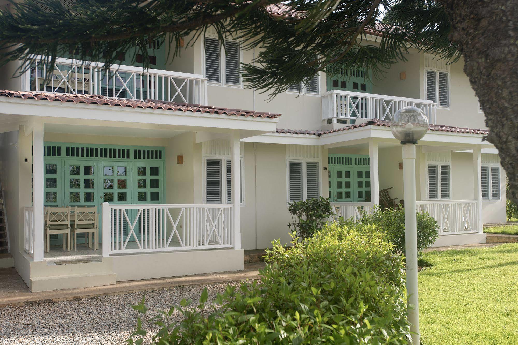 El Pelicano Apart-Hotel Las Galeras Exterior foto