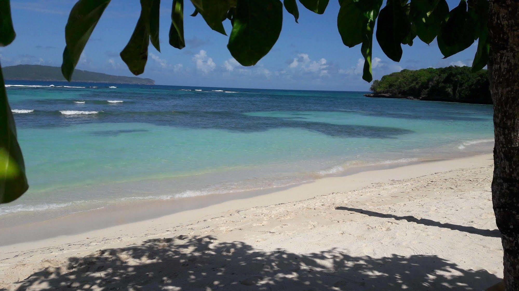 El Pelicano Apart-Hotel Las Galeras Exterior foto